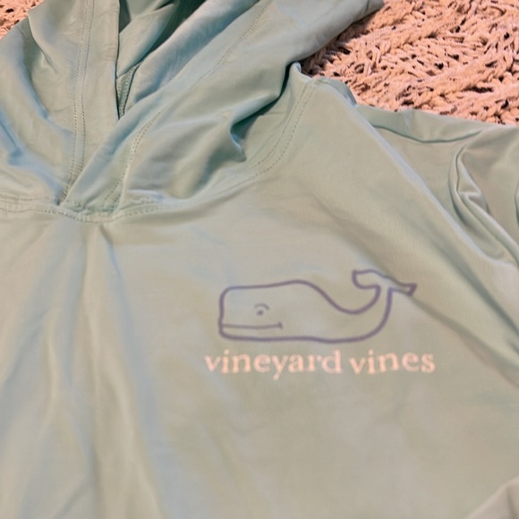 Vineyard Vines Hooded Swim Shirt - Picture 4 of 9